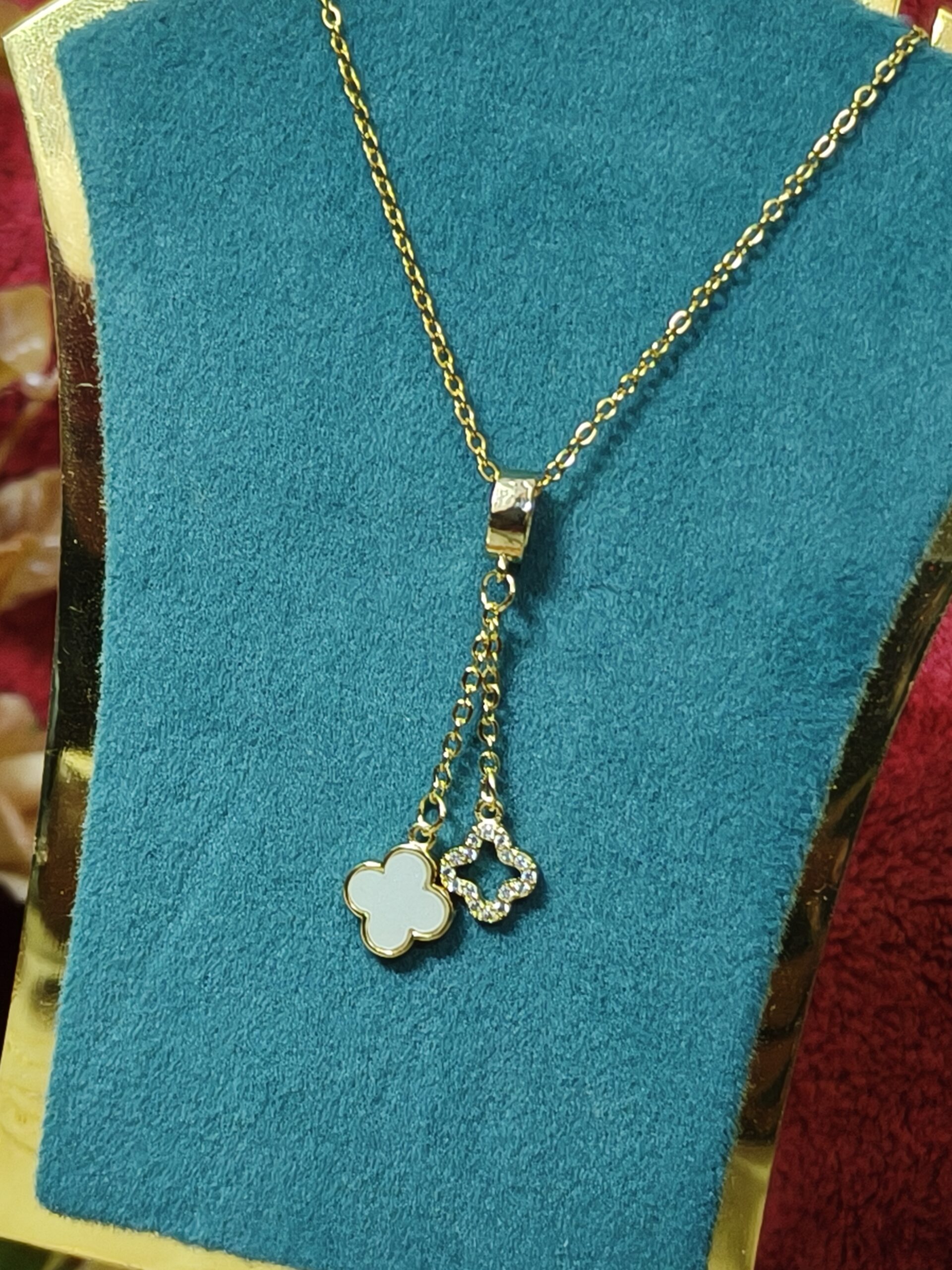 Golden Clover Cascade Pendant 199