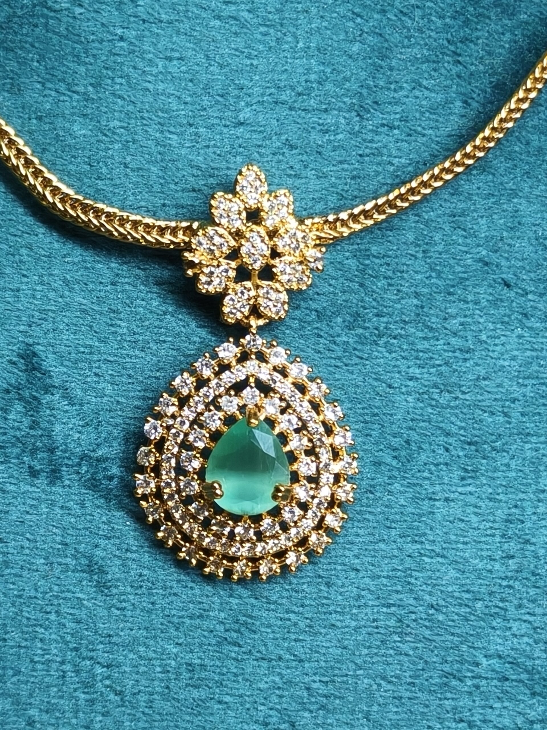 Emerald Bloom Pendant Necklace set 499 - Image 3