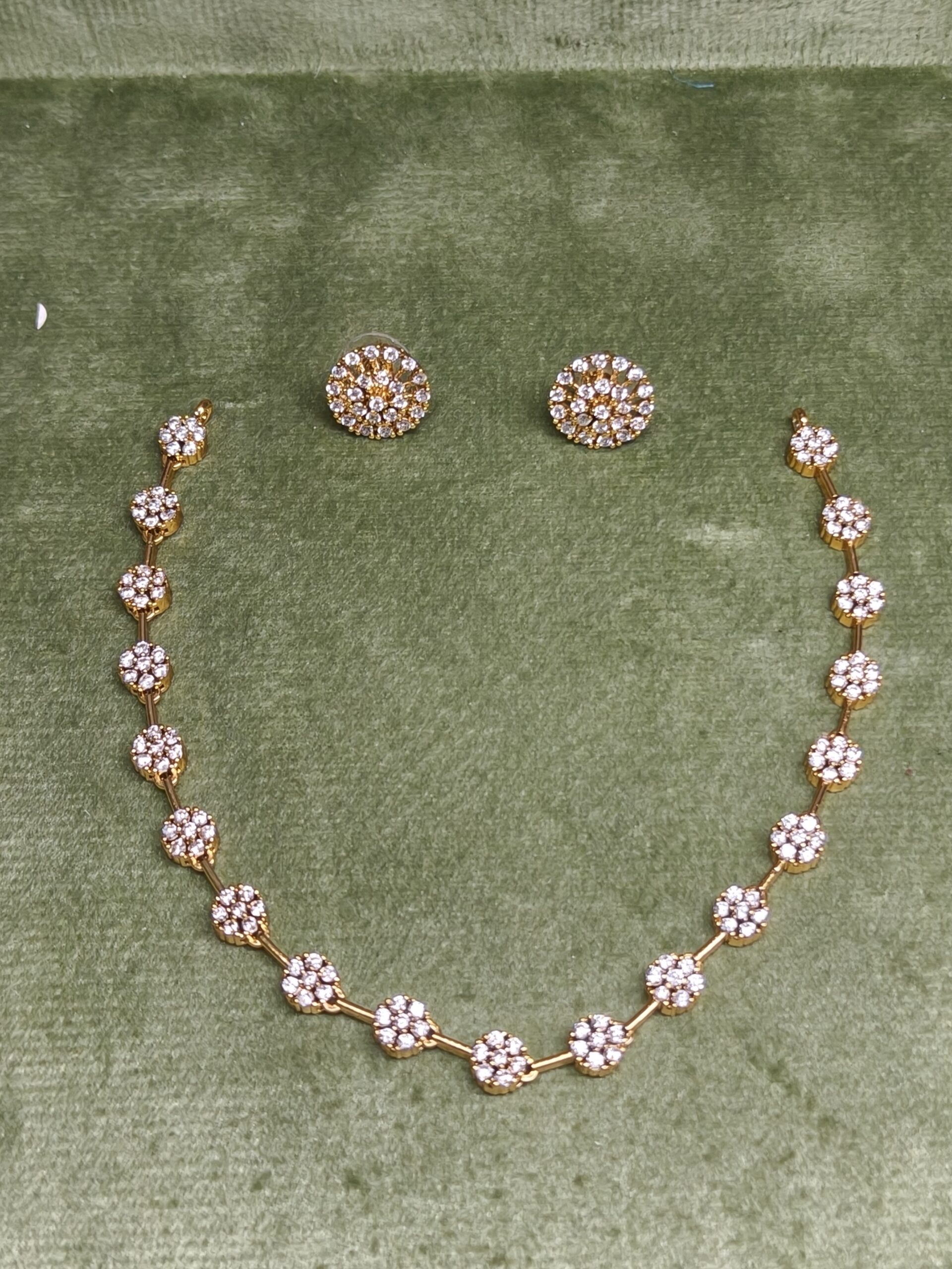 Sparkling Floral Gold Necklace 499 - Image 2