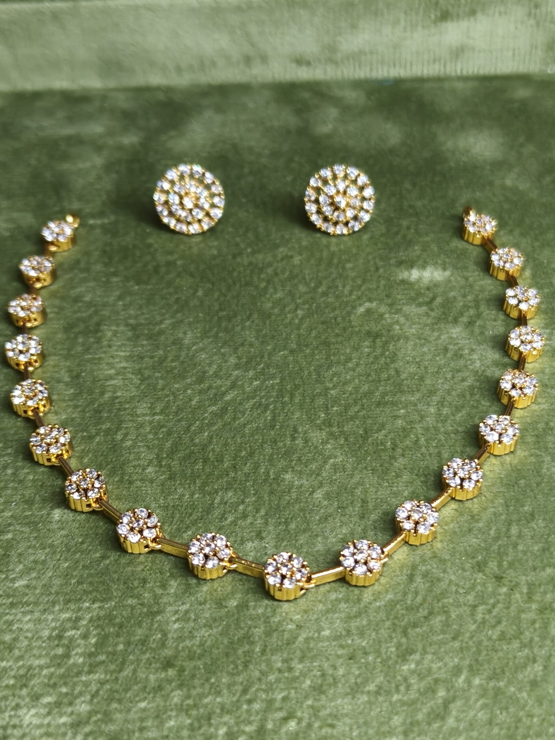 Sparkling Floral Gold Necklace 499 - Image 4