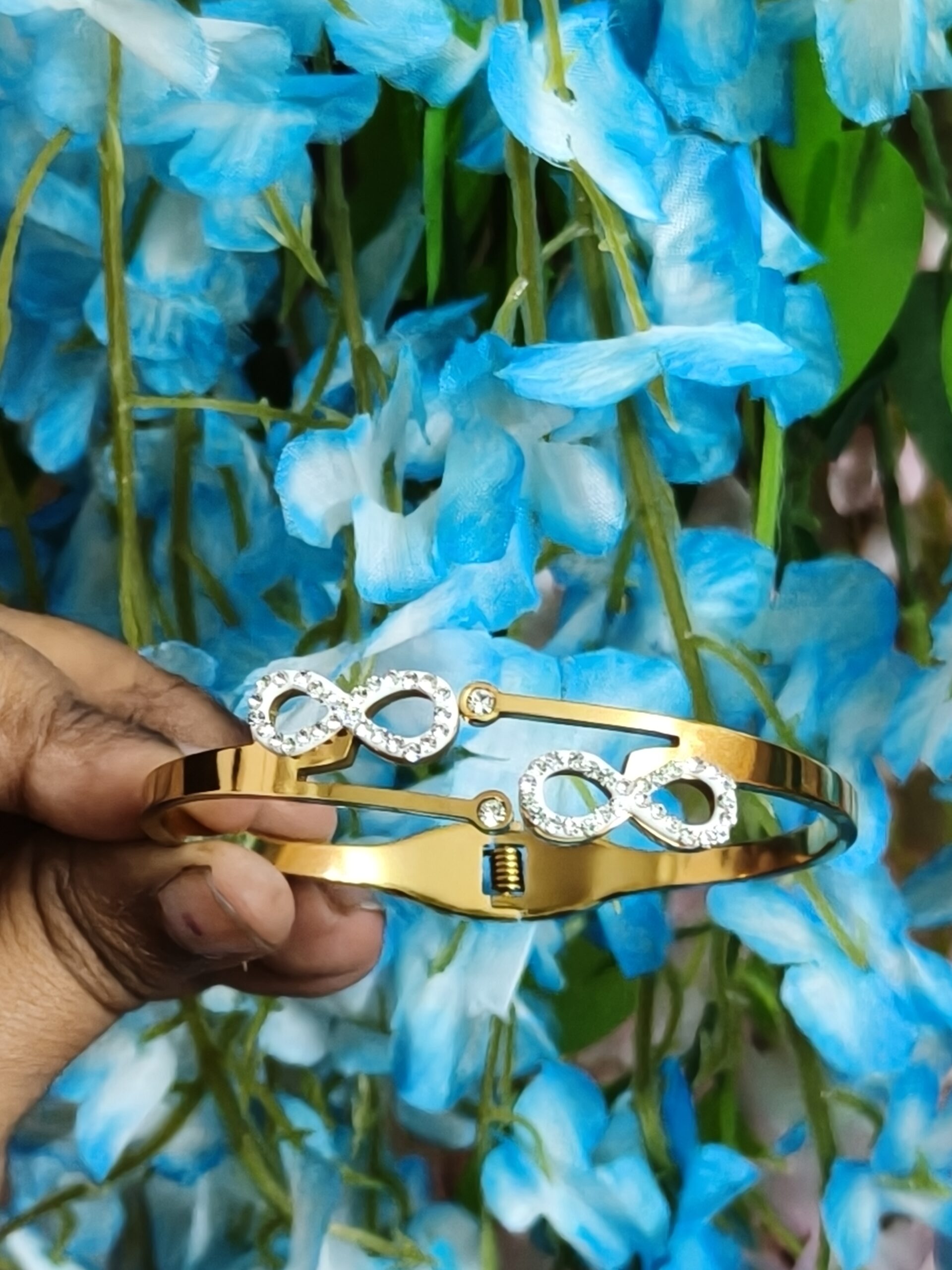 Infinity Elegant Golden Kada 249 - Image 3