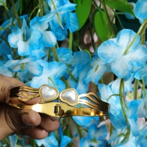 Pearlescent Heart Golden Kada 249