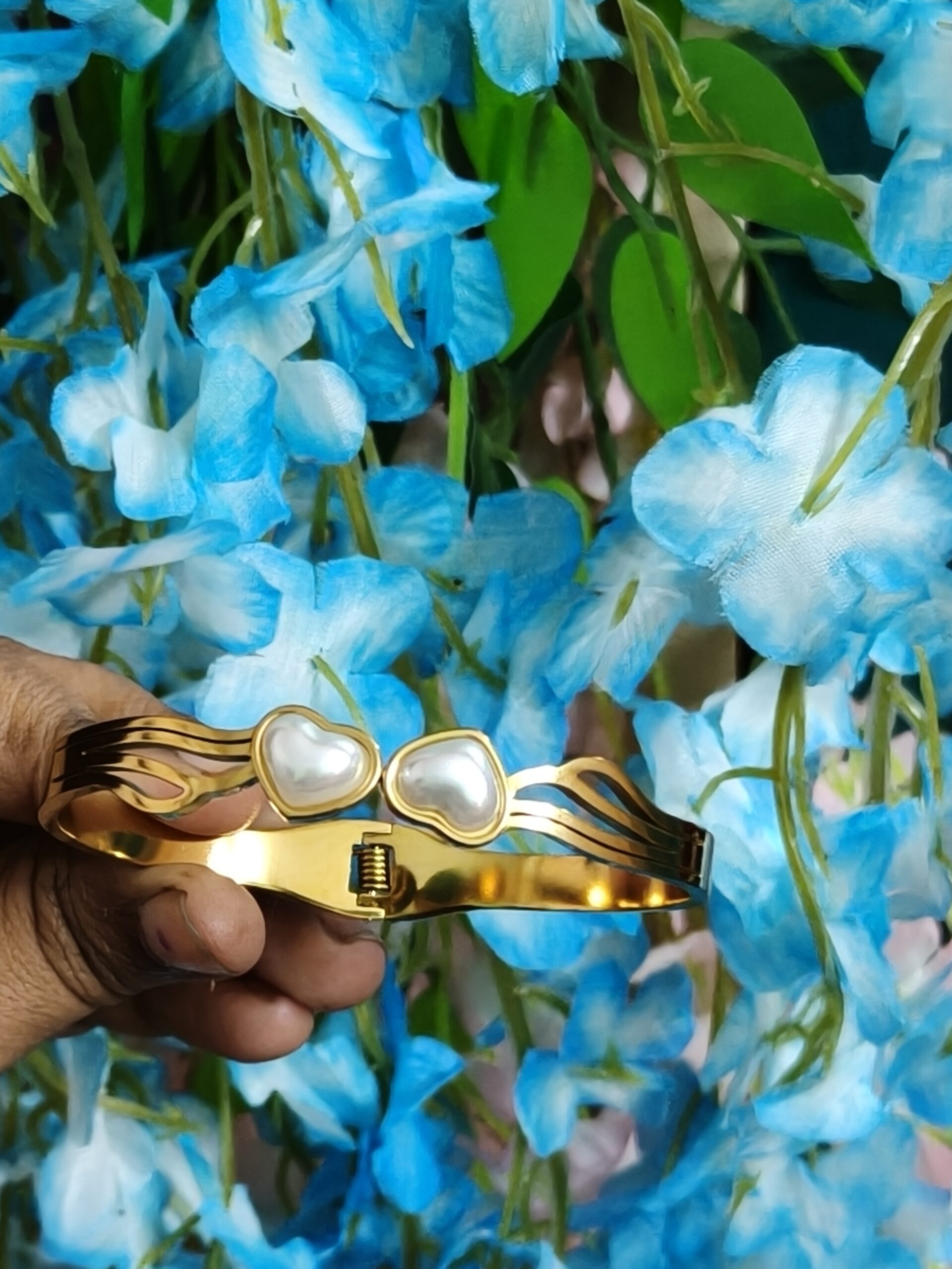 Pearlescent Heart Golden Kada 249