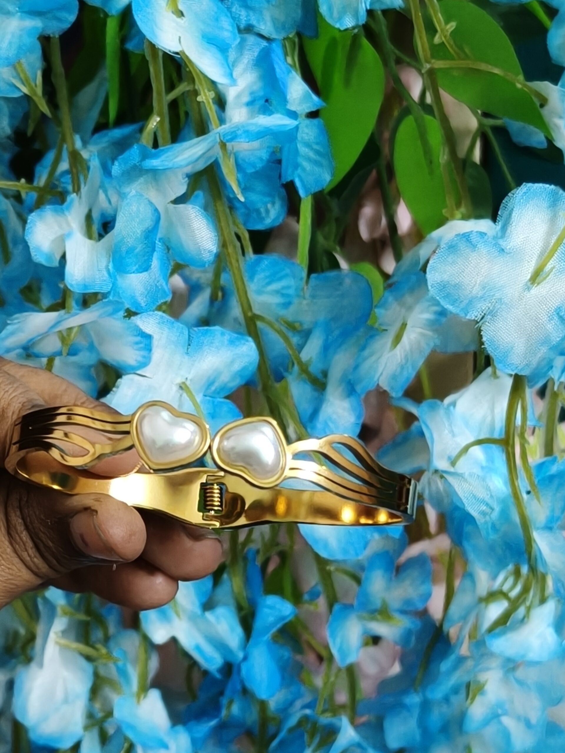 Pearlescent Heart Golden Kada 249 - Image 2