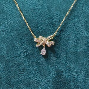 Enchanting Bow Pendant Chain 199